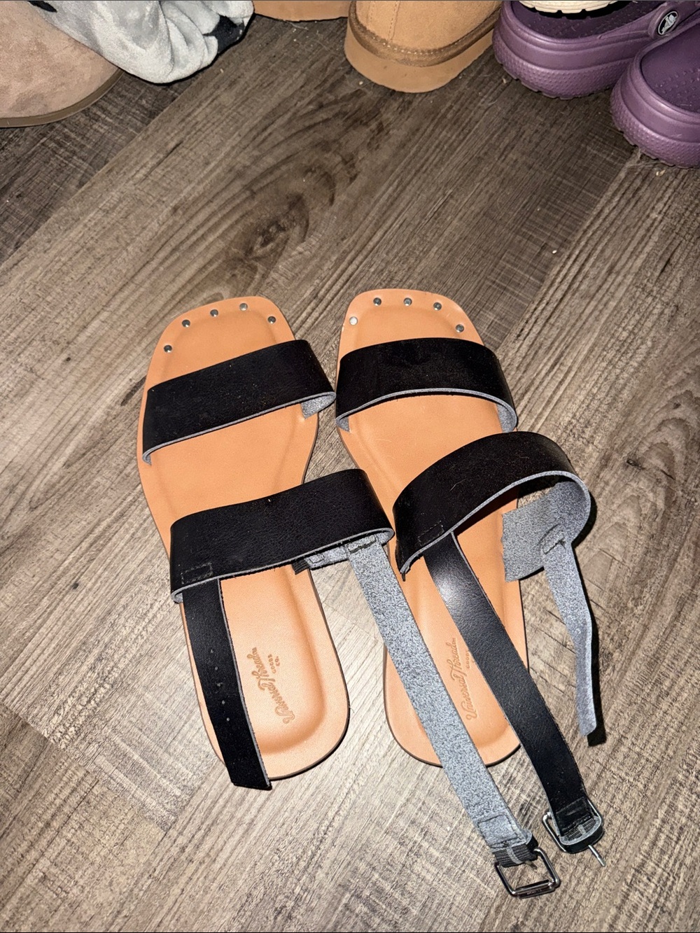 Universal Thread Black and Tan Double Strap Slide Sandals